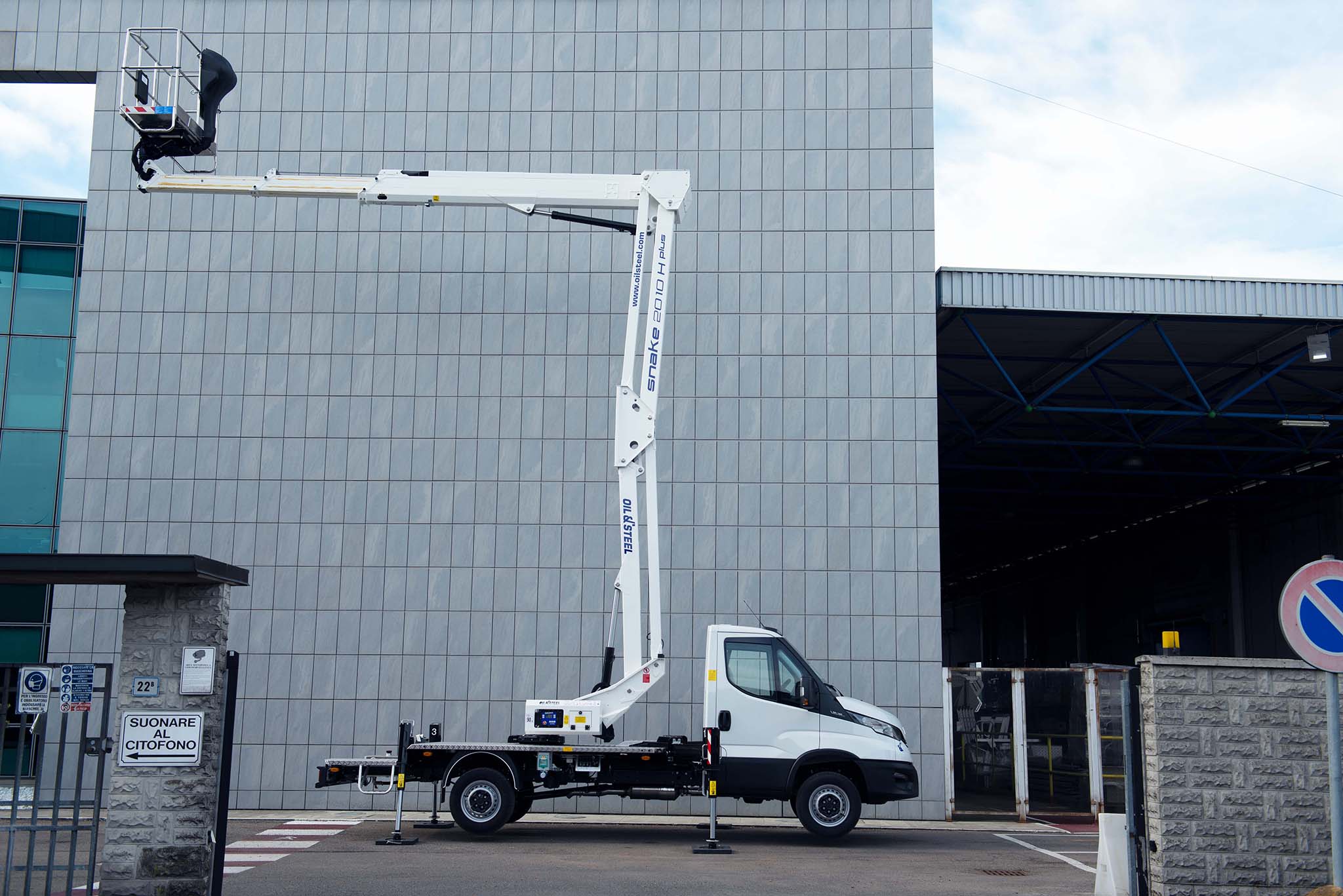 Snake-2010H-Plus-Iveco3-1